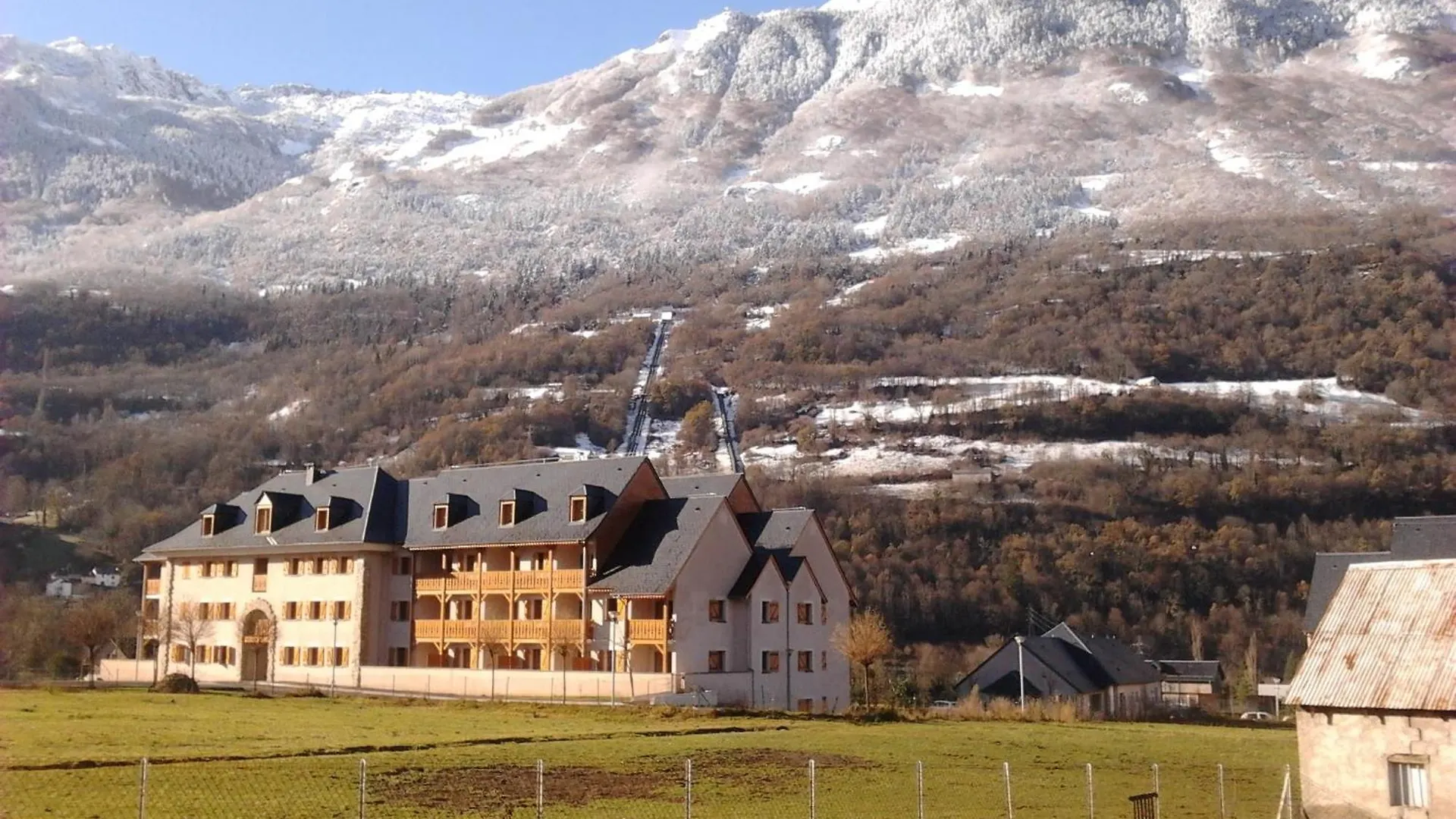 *** Aparthotel Residence Val De Roland Luz-Saint-Sauveur France